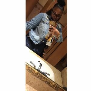 Meet your Posher, Kimberly